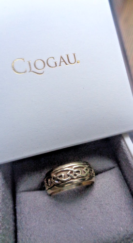 Clogau gold wedding ring welsh - clogau,