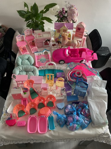 Huge barbie doll - barbie,