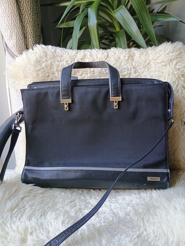 Tumi vintage black - black, leather