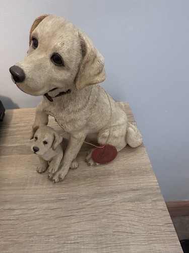 Labrador retriever dog - retriever, resin
