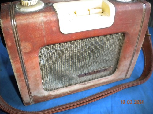 Everready transistor radio - everready,
