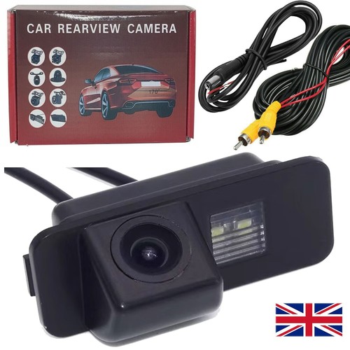 Rear number plate light - rear,