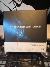 Native Instruments  Audio 4 DJ