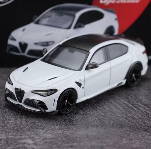 Bbr white romeo giulia - white,