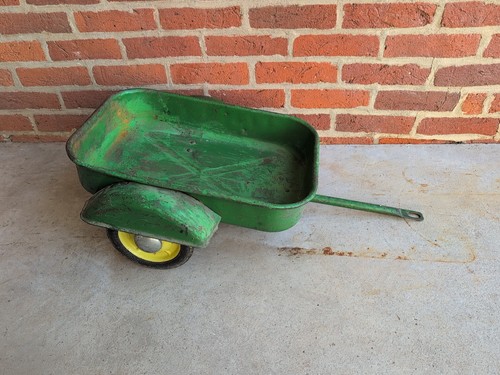 Pedal tractor fender - pedal,