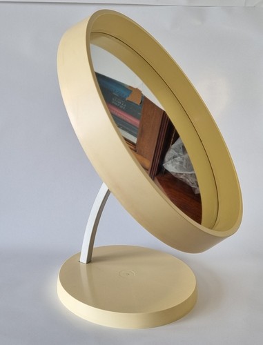 Vintage danish round cream - danish,