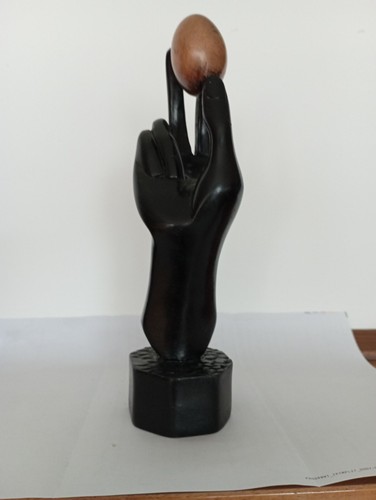 Wooden sculpture total height