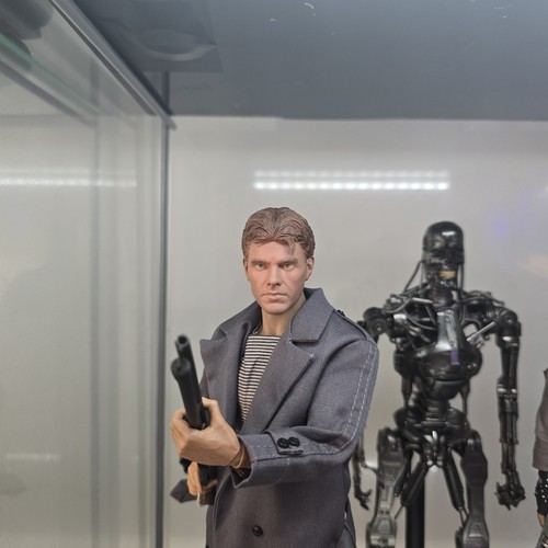 Hot toys the terminator - terminator, kyle