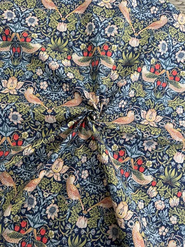 William morris blue strawberry - morris,
