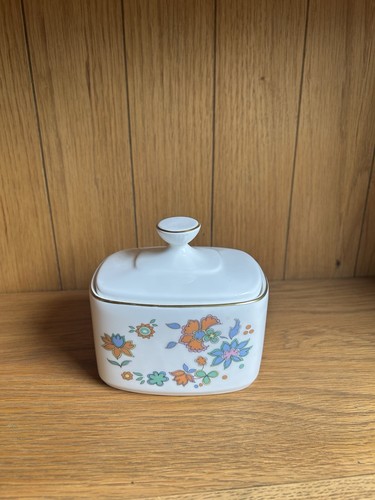 Royal doulton madrigal covered - doulton,