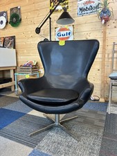 Arne Jacobsen Style Egg Chair