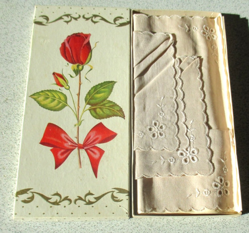 Vintage boxed set ladies - vintage, 3