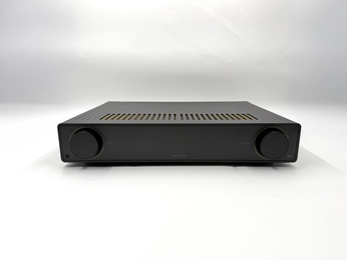 Arcam integrated amplifier - a5,