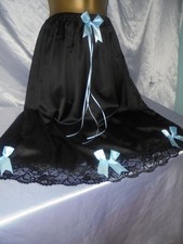 Stunning  silky    black  vtg