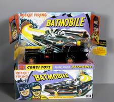 Corgi Toys Batmobile with Batman and Robin 267.