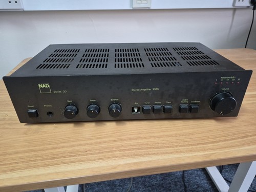 Nad series stereo amplifier - series,