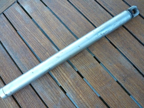 Vintage sunbeam plunger - s8,