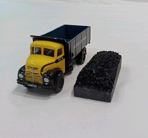 Base toys series 11 - base, d-11