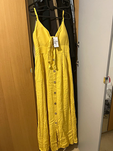 Quiz yellow neck spaghetti - quiz, v-neck