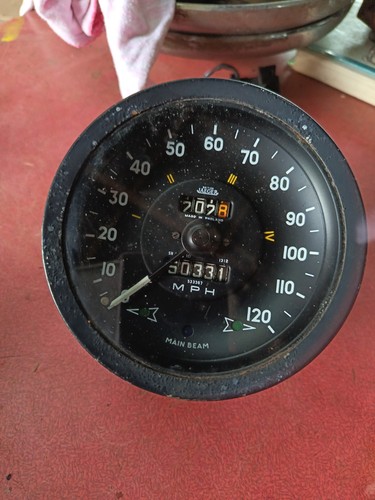 Rover 110 speedometer - rover,
