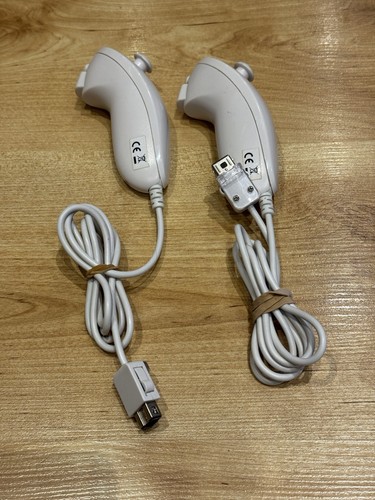 Nintendo wii nunchuck - nintendo,