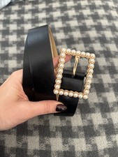 Ladies leather belt with