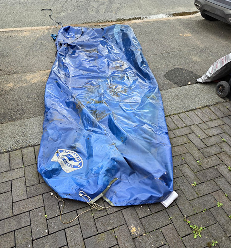Enterprise dinghy trailing - dinghy,