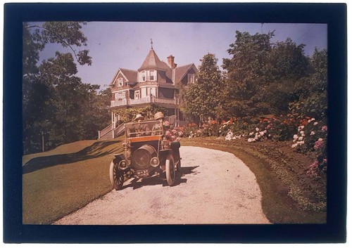 Autochrome photograph car 1900