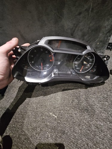 Audi instrument cluster - audi, b8