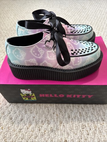 Women tuk hello kitty - hello,