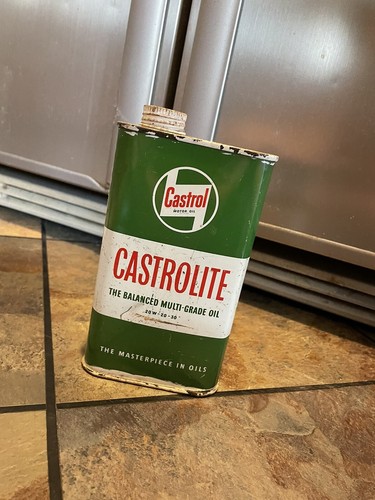 Old castrol oil can - old,