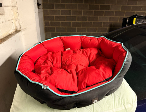 Red black padded - black, nesting