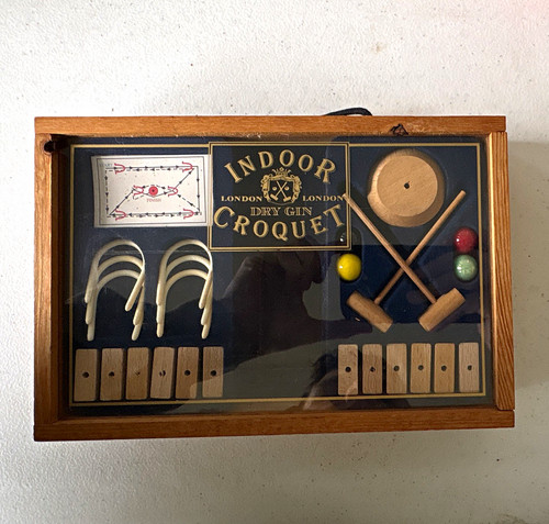 Vintage marque indoor wooden - vintage,