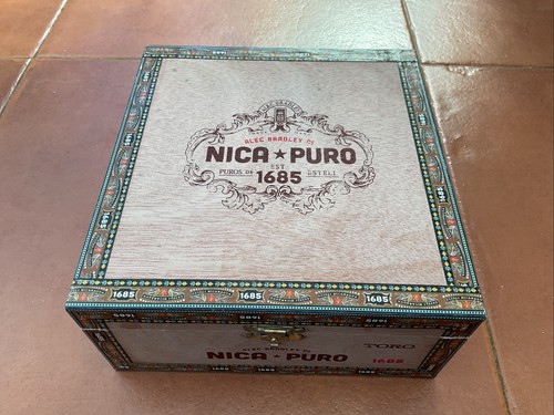 Alec bradley nica puro - alec, cedar