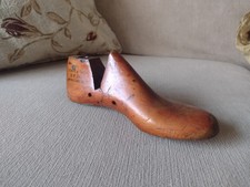 VINTAGE WOODEN SHOE LAST /