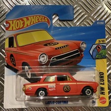 Hot Wheels Lotus Cortina  1:64