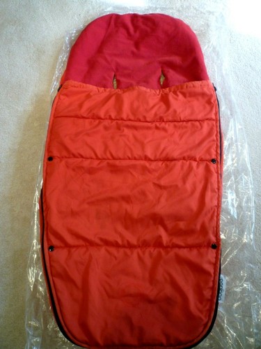 Bugaboo red footmuff good used - red,