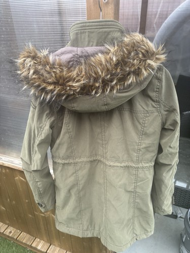 Abercrombie fitch size small - size,