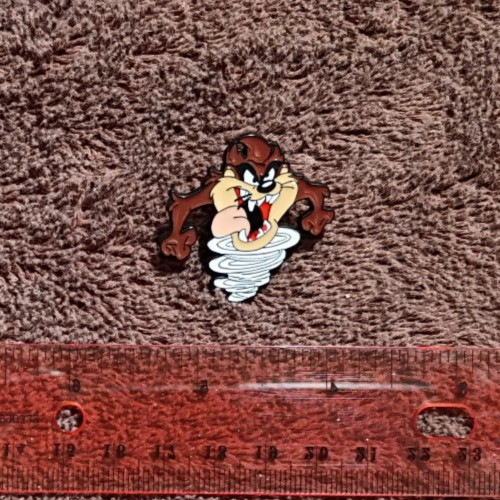 Tasmanian devil taz - tasmanian, pin!