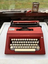 Olivetti Nom-354-1 Vintage Type Writer