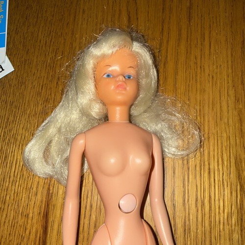 Vintage tressy palitoy - by,