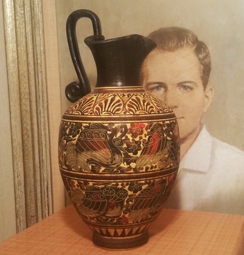 Greek pottery vtg replica - pottery,
