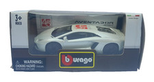 SLIGHT BOX DAMAGE - BURAGO 1/43 LAMBORGHINI AVENTADOR 2012 TOY FAIR EXCLUSIVE