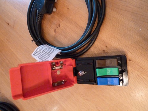 Quicktest mains connector safe - mains,