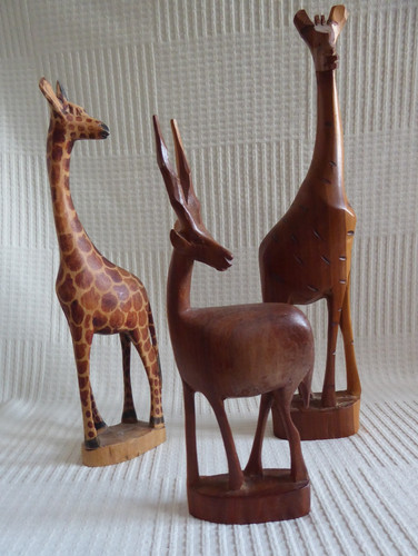 Vintage wooden african - 3,