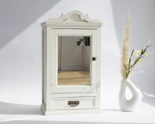 Antique shabby chic - shabby,
