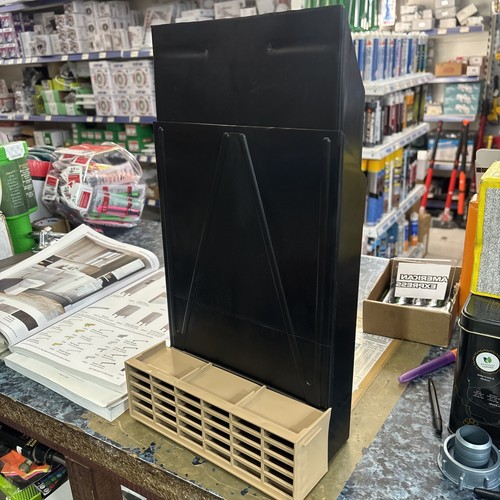 Underfloor cavity vent with - cavity,