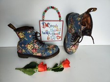 Dr Martens 1460 8 eye Castel floral flowers Victorian jeans boots UK5 EU38 US7