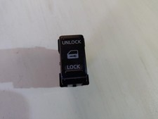 06 NISSAN NAVARA D40 CENTRAL