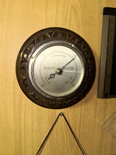 Smiths aneroid round wall - aneroid,